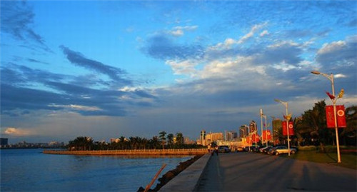 唱霏霏什是什么歌（菲菲歌词是什么意思）